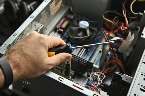 Le dépannage informatique à Nantes : Solutions aux problèmes courants